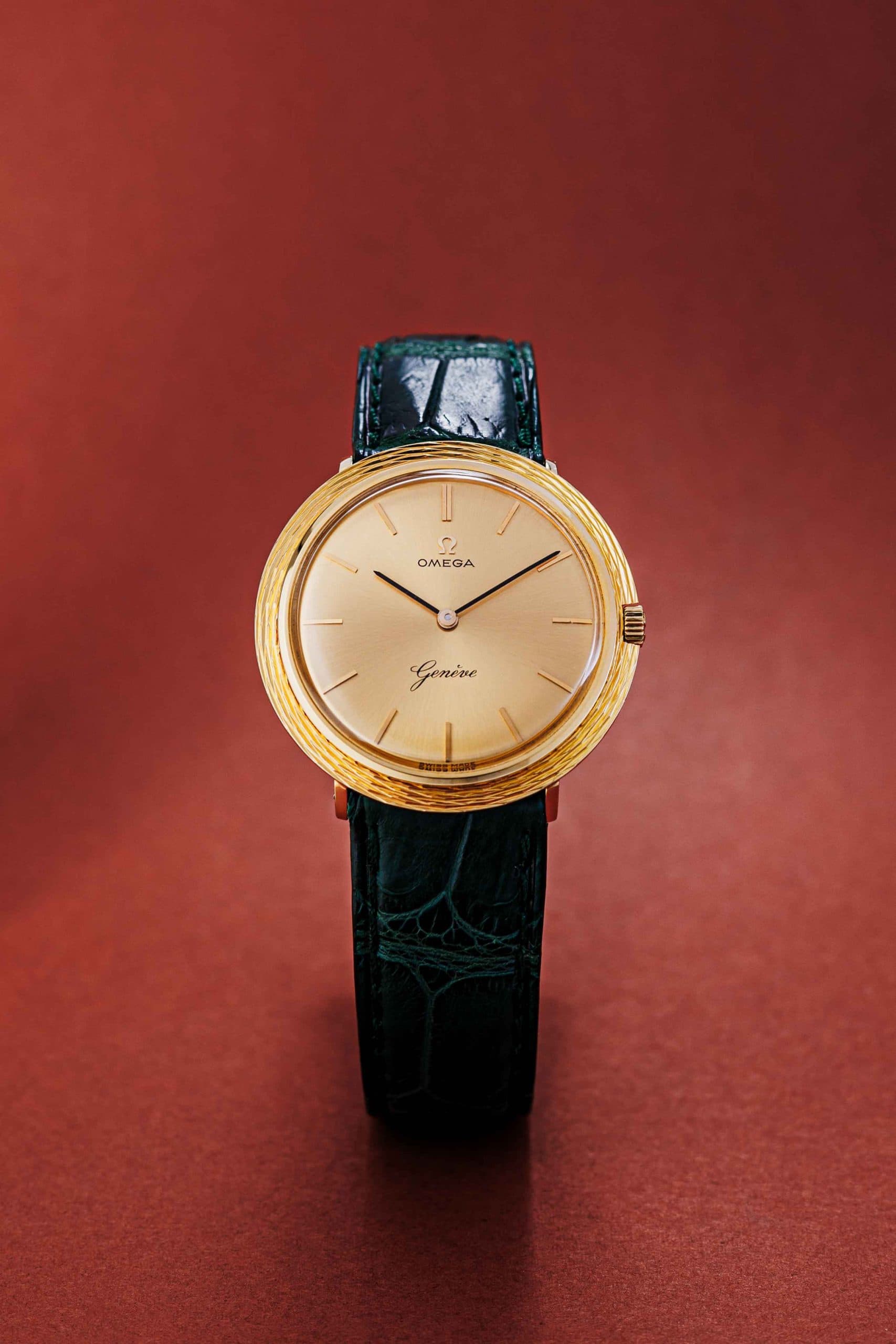 Omega Omega Genève Ref.111.008 Woven pattern case