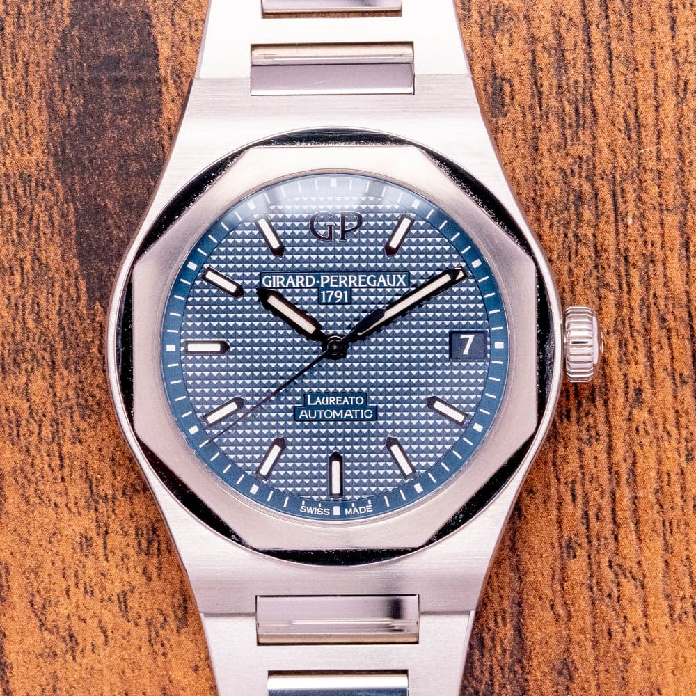 Girard-Perregaux Laureato