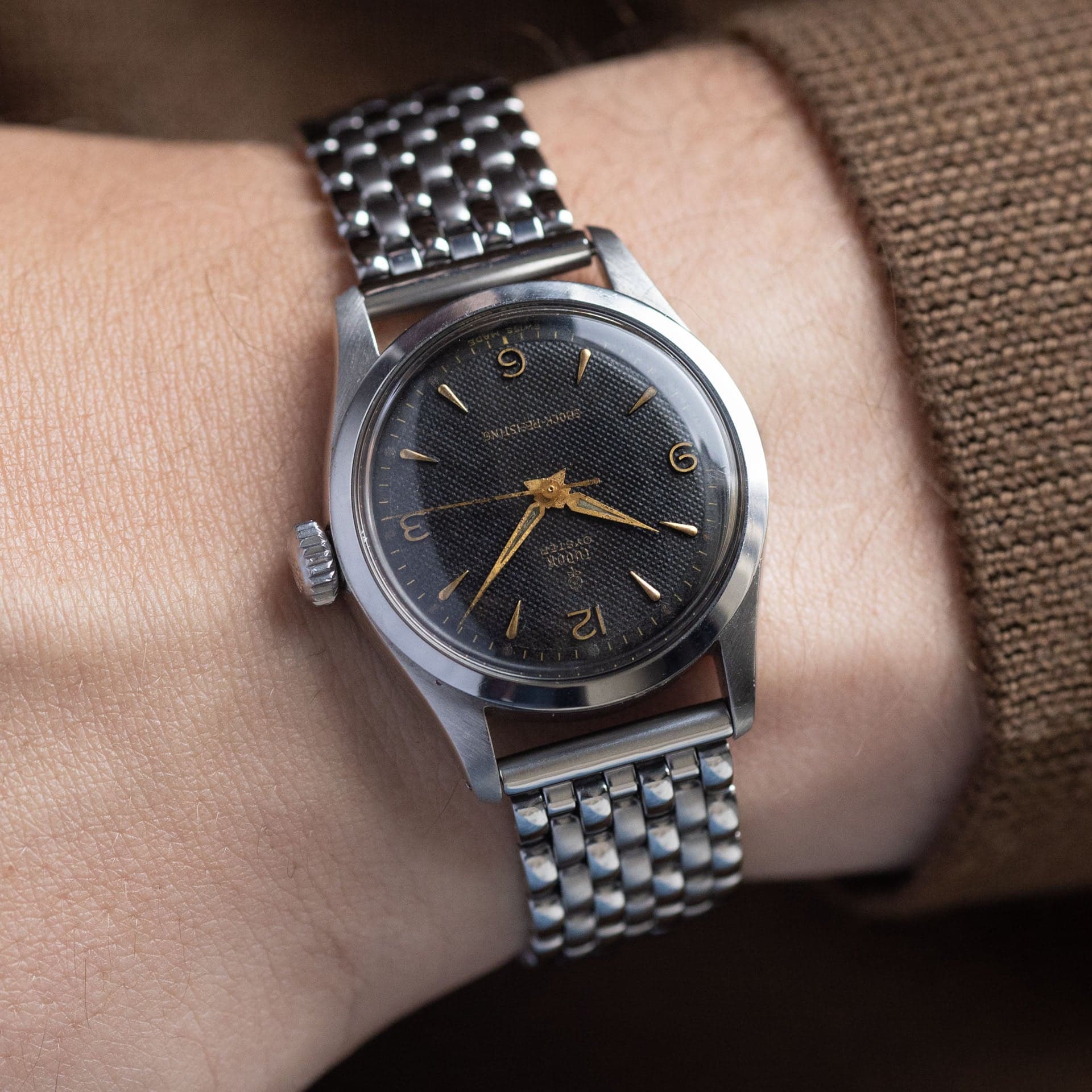 Tudor W-981