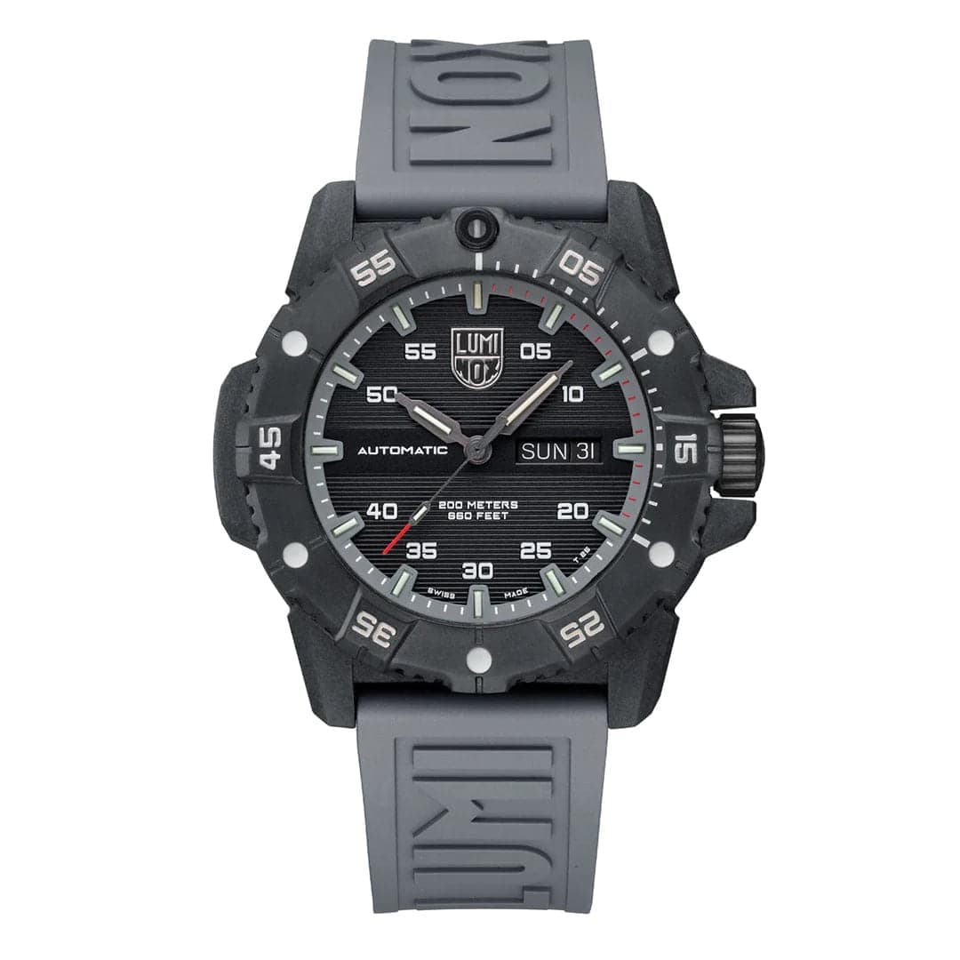 Luminox Master Carbon Seal