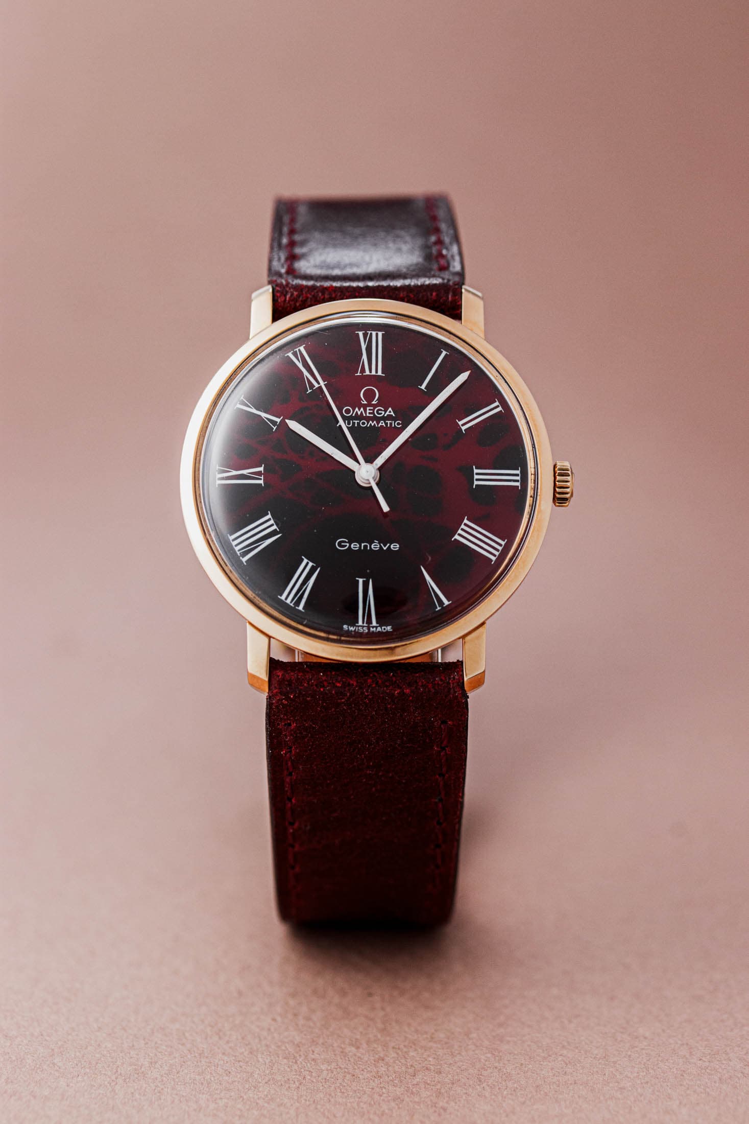 Omega Omega Geneve Ref. 161.037 Red