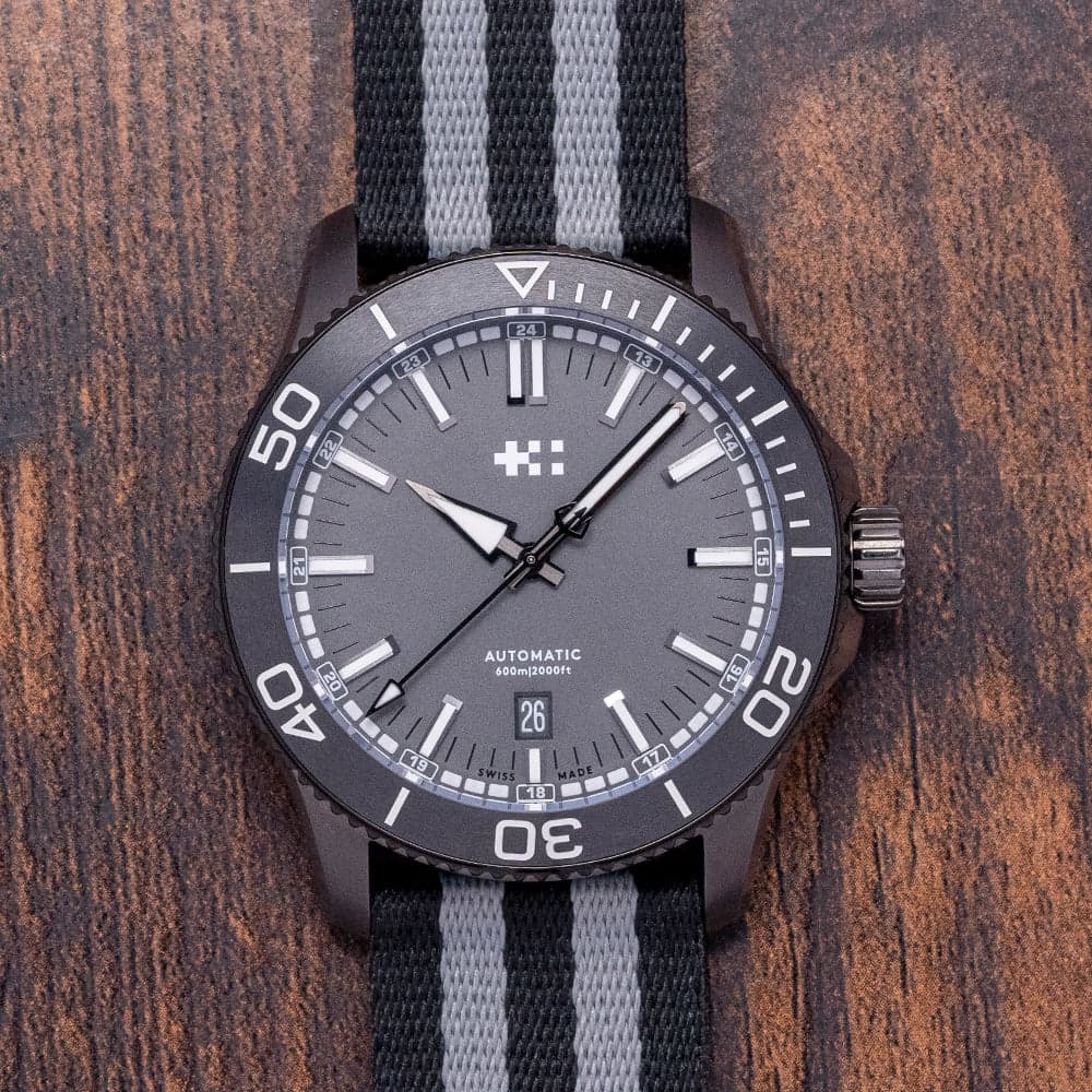 Christopher Ward C60-42ADA3-GRPHT